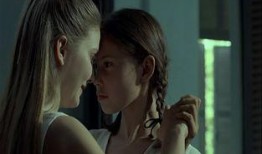 《情人》在线观看,跨越时空的禁忌之恋，揭秘东方巴黎的浪漫传奇